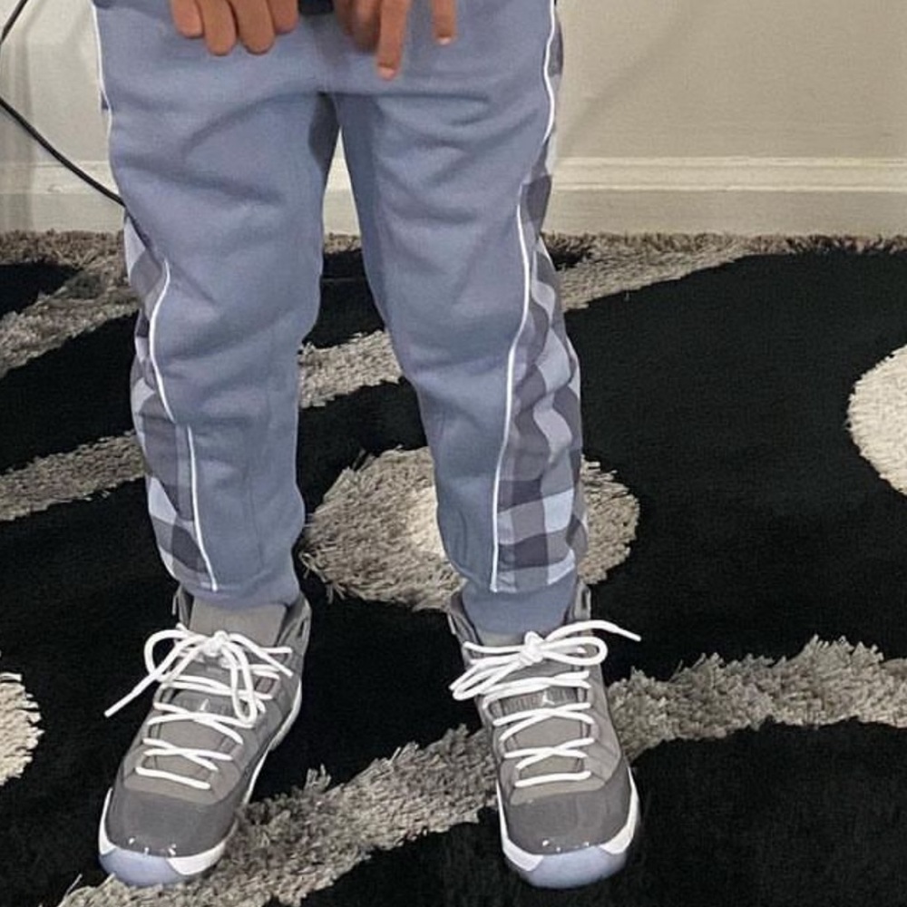 Authentic Kids Burberry Jogger set size 6yrs